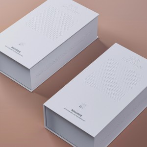 エンボスフリップ-トップラグジュアリーボックス